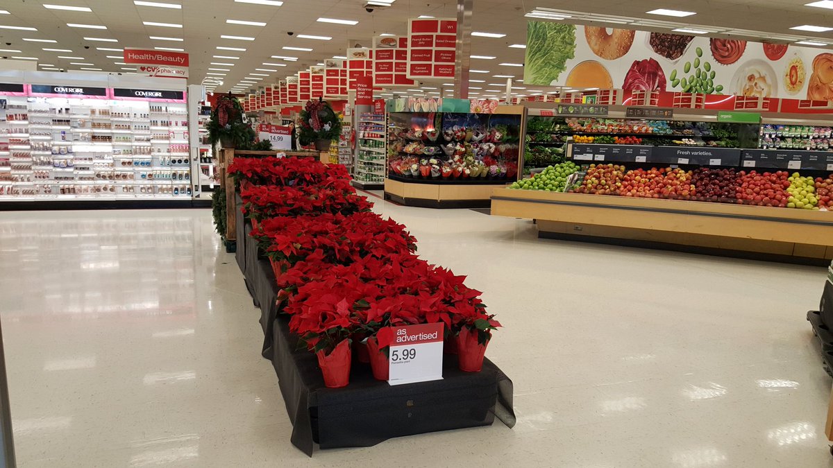 DStolhanske's tweet image. Creating a great Holiday grocery experience at #TheFrid!
