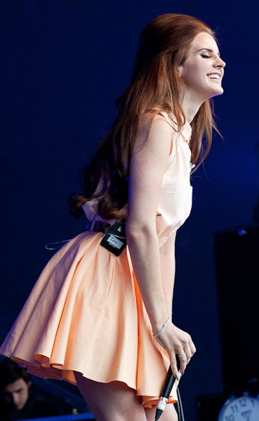 lanalooks's tweet photo. Lovebox Festival, 2012 ♡ https://t.co/fioNjpgPFb