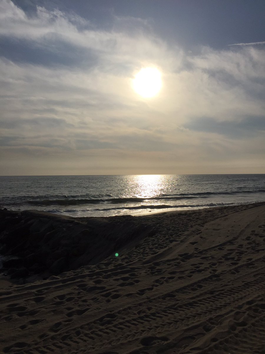 MeCommunication's tweet image. A great day at the office.  #PacificPalisades #BelAirBeachClub