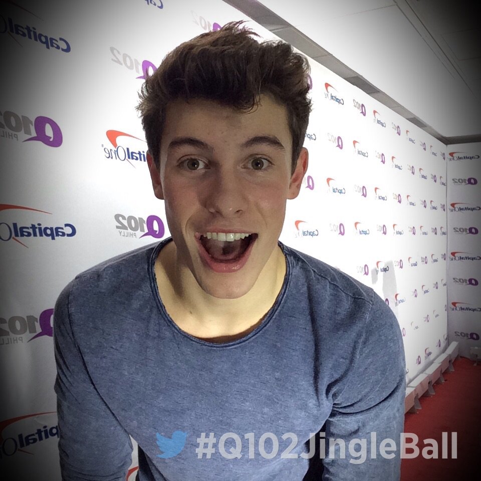 Q102Philly's tweet image. AHHHHH! @shawnmendes out here at #Q102JingleBall!