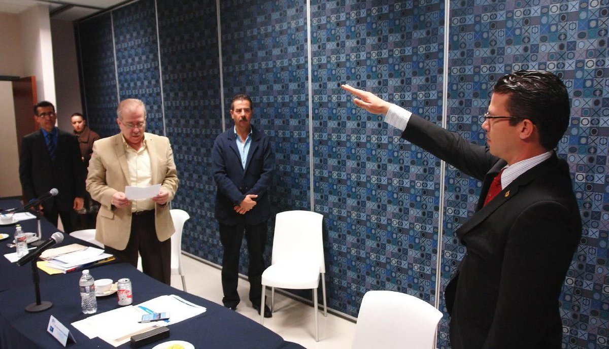 pazgobgente's tweet photo. Consejo Estatal de #SP toma protesta como nuevo integrante a #PDHG José Raúl Montero de Alba. Presentes #SSPE @AlvarCdeV y #SG #ToñoSalvador https://t.co/rOHTX6Ymt3