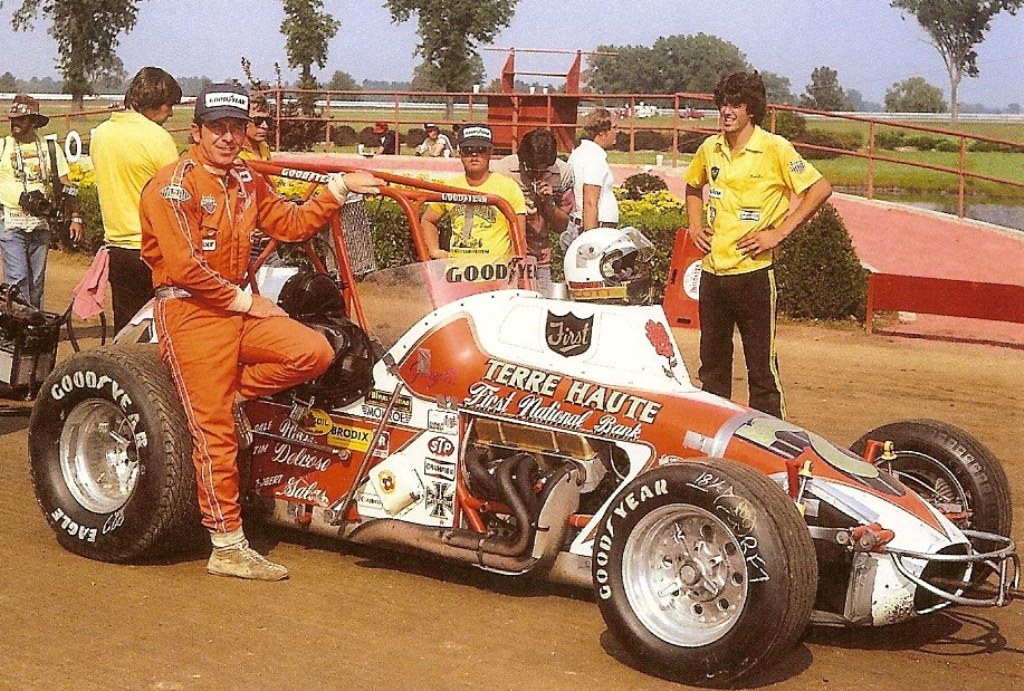Basso488's tweet photo. Gary Bettenhausen before the 1982 Ted Horn Memorial @ DuQuoin, Gary started on pole &amp; won the race. https://t.co/XtX1WO6iDb