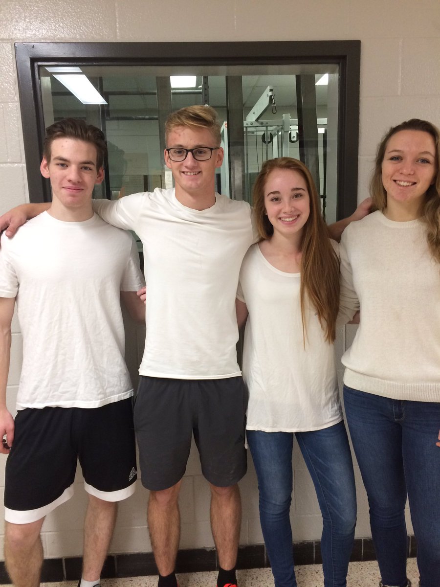 @centredufferin Youth4Action White T-shirt Wednesday to support #breakingtieswithtobaccolies #plainisbest @cancersociety @WDGPublicHealth