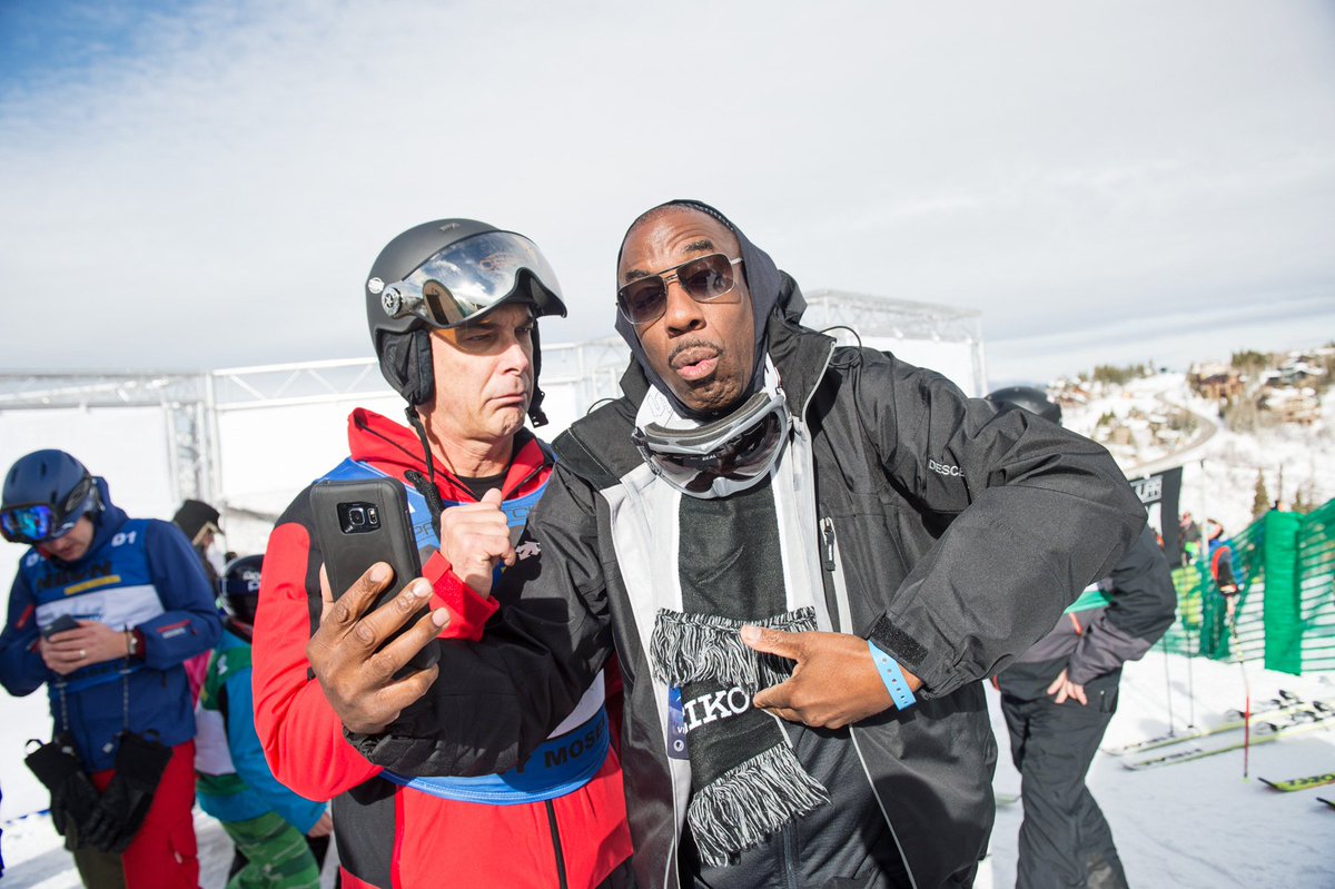 DVSKIFEST's tweet photo. Team captain @ohsnapjbsmoove possibly showing @paddywarbucks how to get the best selfie angel 
#dvskifest https://t.co/Cq84KiyHGE