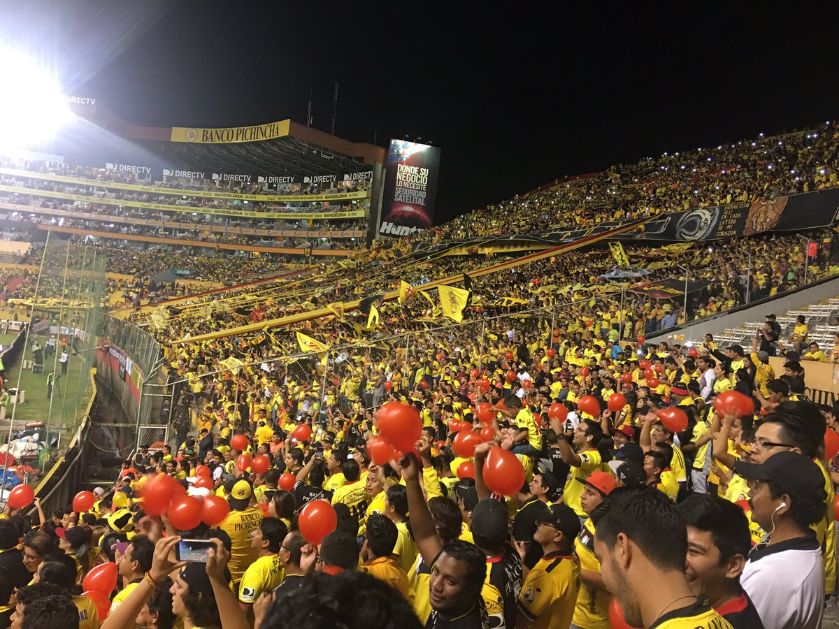 BSCMonumental_'s tweet photo. RÉCORD: BSC recaudó en taquilla $4'896.000 en 21 partidos (falta último vs Aucas en el Monumental) del campeonato nacional.
Vía: @marcedeje https://t.co/GKJIMX3qd2