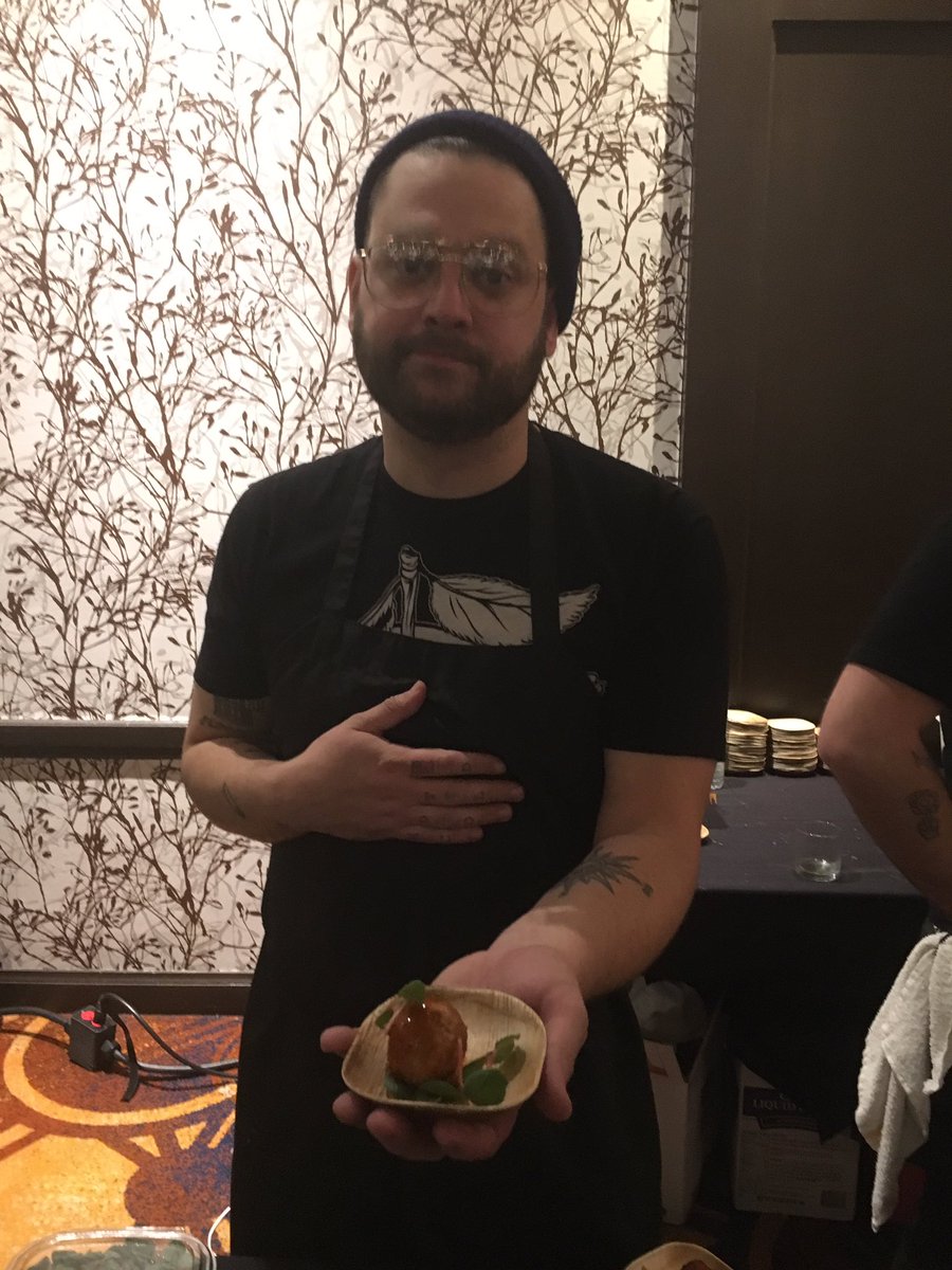 KikkomanFS's tweet photo. Brett...you got it going on!
Congrats on your big night!
#RustBeltRisingStars @Star_Chefs @theplumcafe 
https://t.co/xCTZAaADwQ https://t.co/jHnGxOFFBo