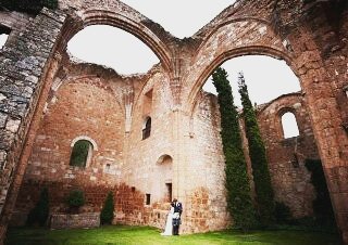 Para siempre.......
#bodas #losclaustros #fotones #novioslosclaustros
Feliz puente a todos!!  ya sabéis que os esperamos en Los Claustros