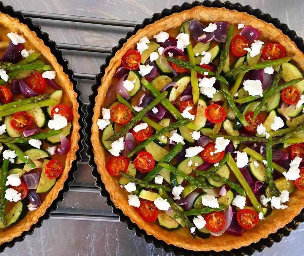 A little throwback to early summer, my word we love asparagus! #veg #asparagus #goatscheese #yumyum