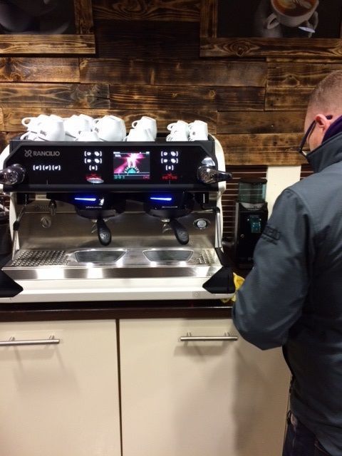 ThinkingCupCafe's tweet photo. #tbt To our trip to @ristrettocoffee 

We know what we want for Xmas! @RancilioGroupNA espresso machine please? https://t.co/QDjd9sTW8D