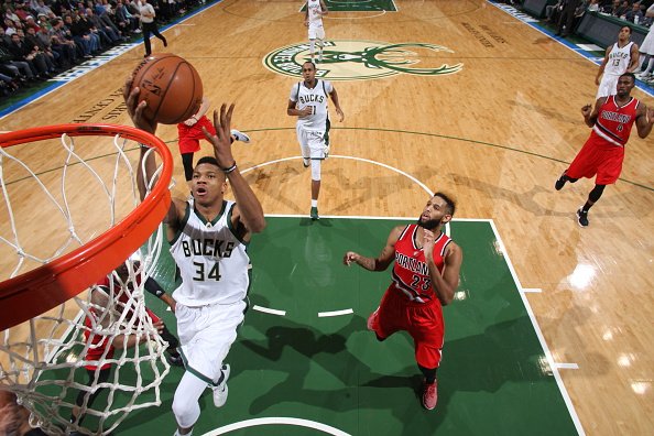 The top plays from @Giannis_An34 as he records a triple double in tonight's win!! https://t.co/Dba3INtLc5