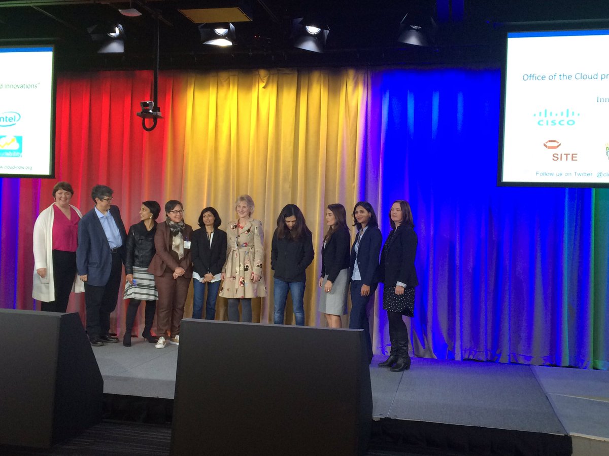 paolamoretto3's tweet photo. 12 ground breaking women honored at the #TopWomeninCloud @cloudnow_org #cloud @Google https://t.co/SlUxmIaCRI