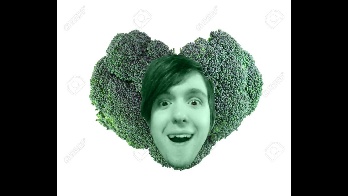 RiversLethe's tweet photo. Just a fun thing I did from a live stream. Meet Broccoli Steve! I'm a rasin apparently. #STILEY https://t.co/Ei3VbGZYwY