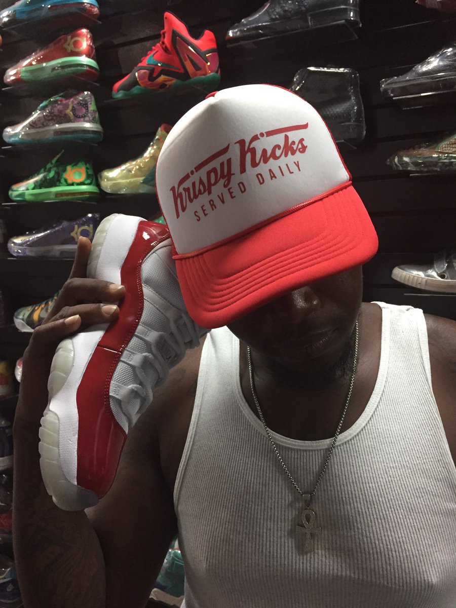teamkrispykicks's tweet photo. Call me on my cell phone......Krispy Kicks Served Daily! #teamkrispykicks #krispykicks #Atlanta #atl https://t.co/YMB4EM0O4V