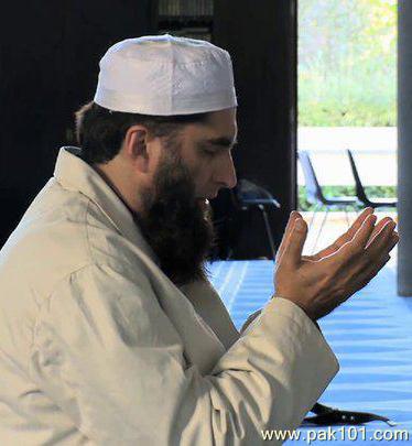 JuttParry's tweet photo. #ALLAH ap ki mughfirat farmaye 
                   #AMEEN https://t.co/JzBTViJ1Bt