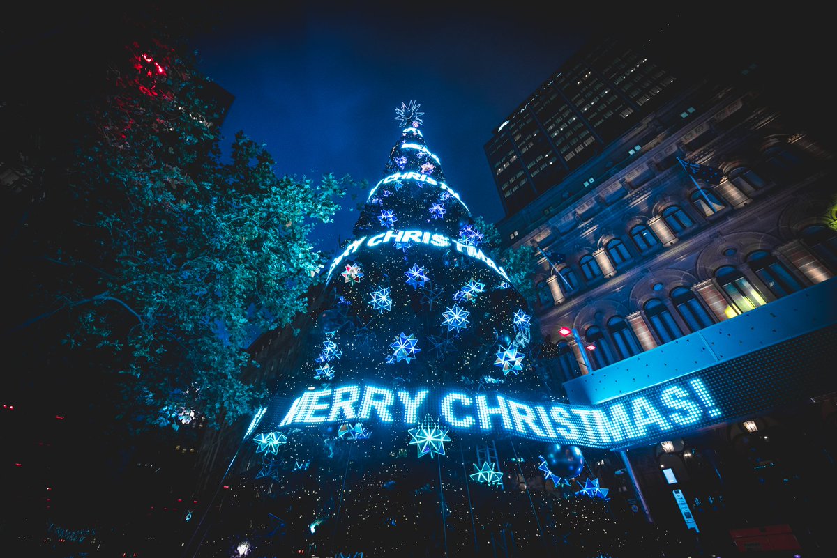 Did you know you can send your own message to Martin Pl #sydxmas tree? ow.ly/EkgZ306EMOj Pic: streetflicker/IG