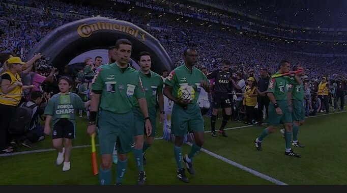 Wlad_Ramos's tweet photo. Pra quem disse que os Corintianos não jogariam de verde, está aí a imagem. @Oledobrasil #corinthiansVerde #cbfVerde #ForcaChape https://t.co/ld6M1cNuMH