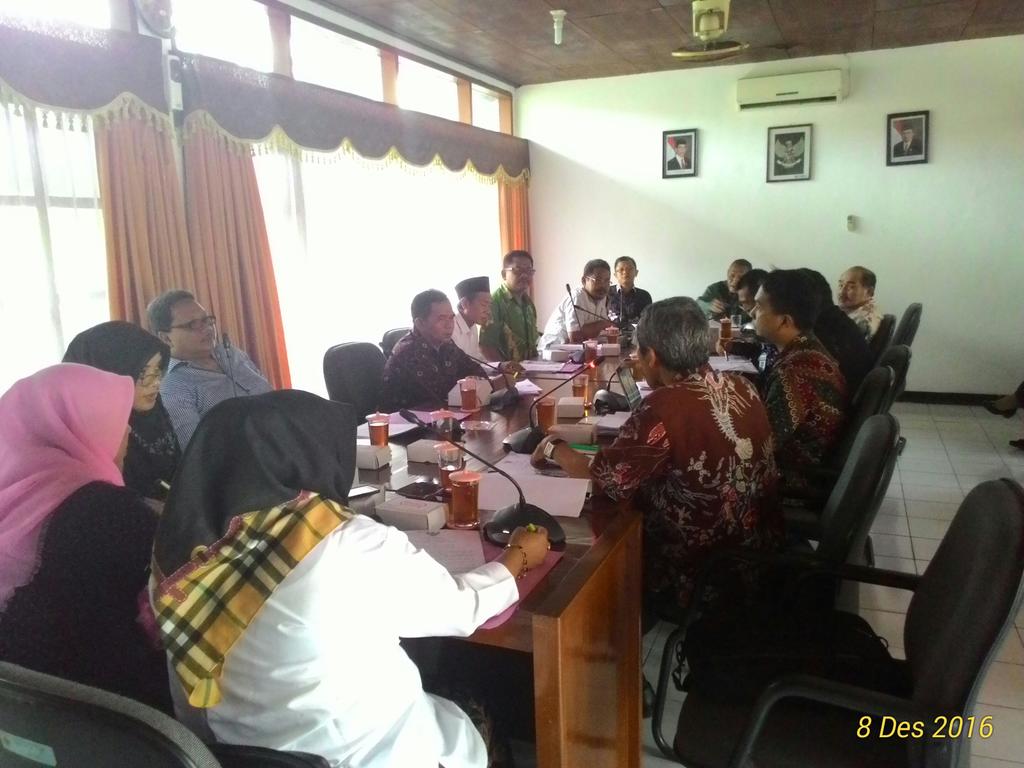 Rapat Pansus III DPRD Kab.Pemalang bersama SKPD Membahas Raperda Badan Amil Zakat Infaq dan Shodaqoh