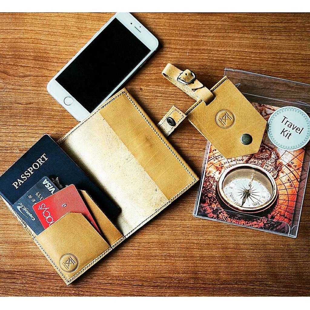 HeatherandHide's tweet photo. #Repost from @denis_styles thanks for the great pic! ・・・This handmade, genuine leather travel kit for men and woman… https://t.co/w9deUc0gE0