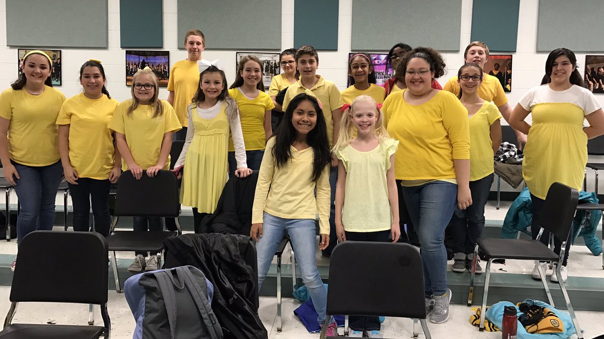 EGFineArts's tweet photo. Look at this great group of kids! "The Whos" of SEUSSICAL are portrayed by our @ccsd59 Junior High feeder school students! #egmusical https://t.co/1UcESvXFsP