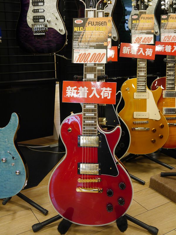 クロサワ楽器町田店 Fgn フジゲン の限定カラーnlc100が入荷しました キャンディアップルレッドかわかっこいいですね V レスポールカスタムってお高いイメージですけど価格も比較的手にしやすい 超オススメです T Co Zthy3tuocc T