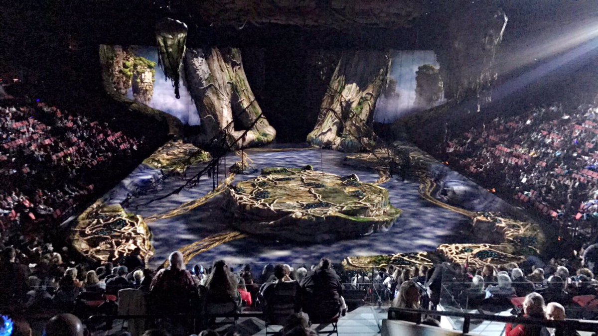 Sitting through the second technical difficulty of the night. #CirqueDuSoleil #turok