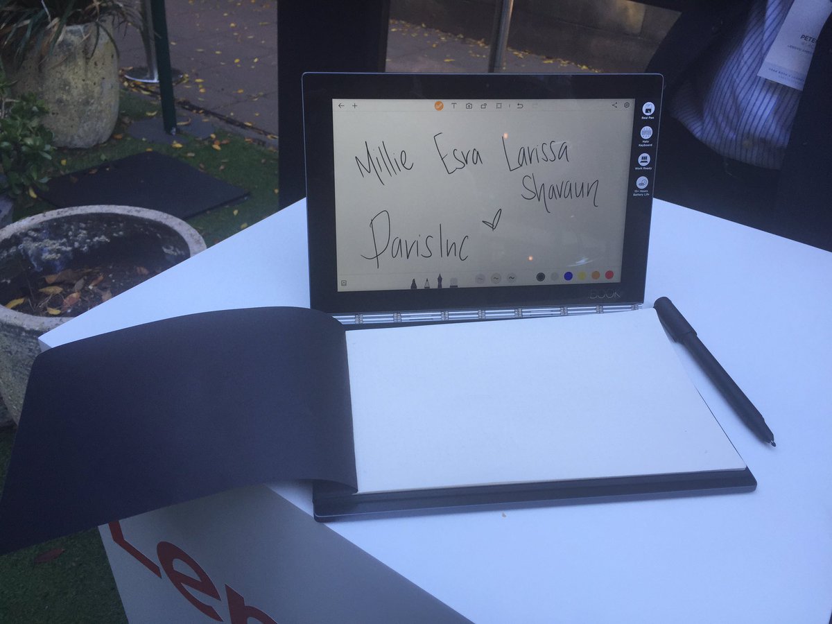 ParisIncWorld's tweet photo. Check out the latest Tech #sketchpad #yogabook from @LenovoANZ its crazy cool !! https://t.co/P9q5o8qsn3