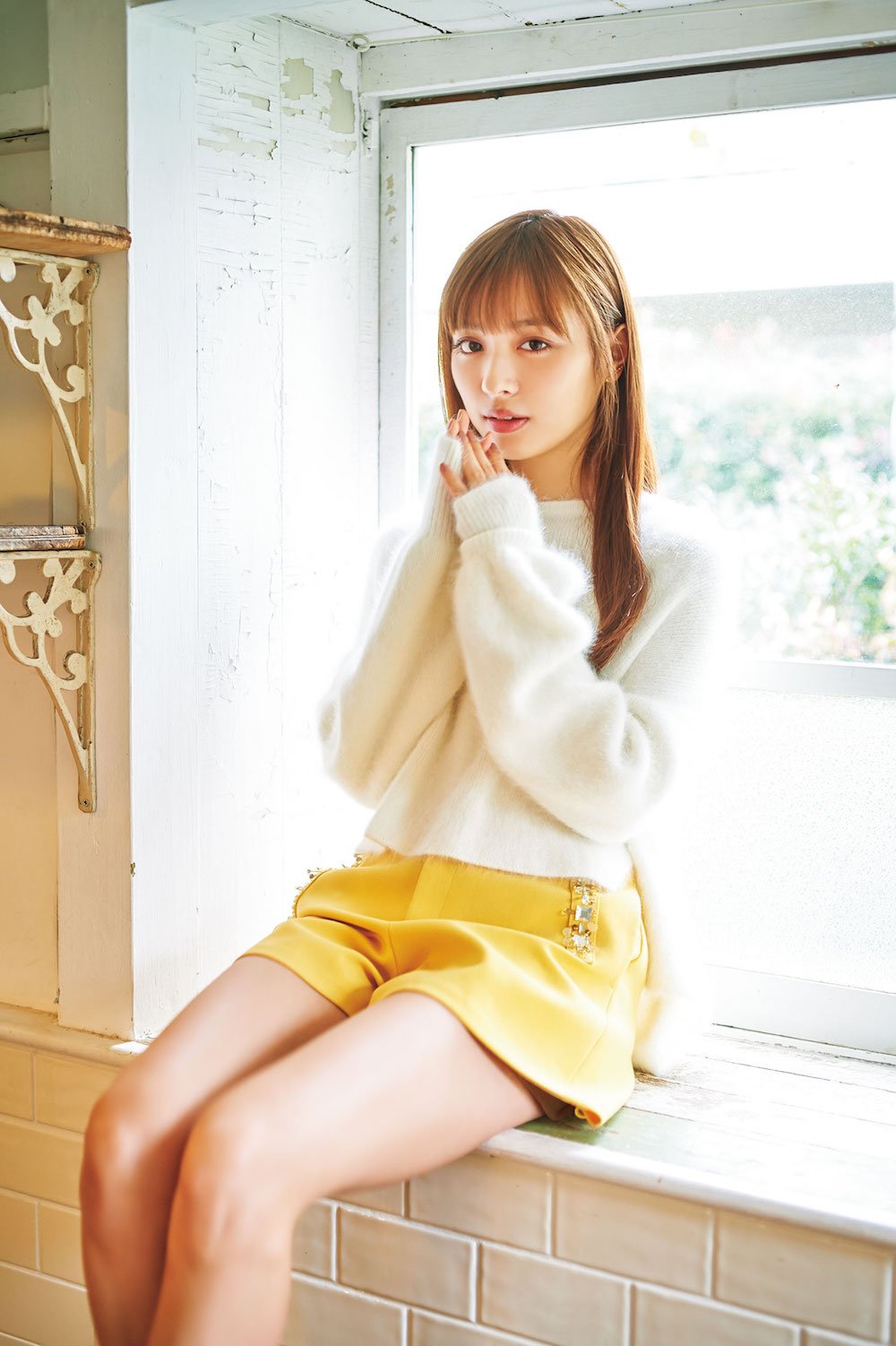 直筆サイン入り 内田理央写真集「だーりおといっしゅうかん」