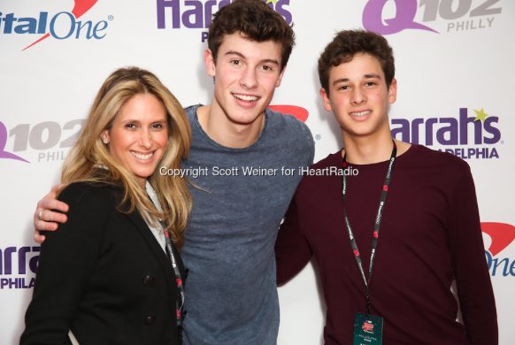 ShawnMendesSP's tweet image. Shawn en el M&amp;amp;G del #Q102JingleBall en Philly.