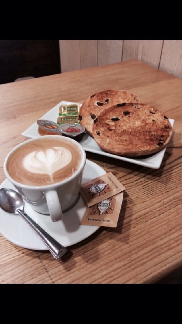 ShaulsBakery's tweet photo. Enjoy our tea cake special with a drink. 

£3.35!! 

Choice of small/medium coffee or a tea. https://t.co/WAAH2hVQzn
