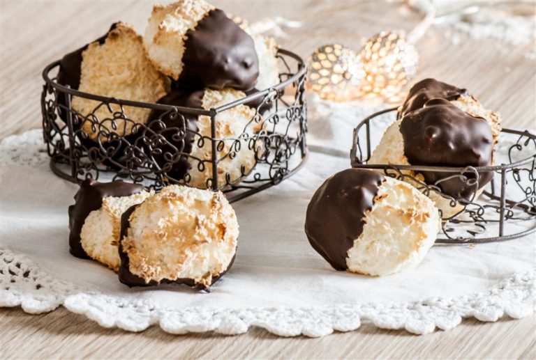 Kokosmakronen
bit.ly/2gEXyMl 
#Kochprofis, #foodblogger,  #lecker, #Süß, #Kokosmakronen, #makronen, #kokos