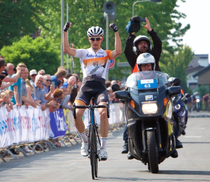 TopcompetitieNU's tweet photo. @hetiskoers Maar vergeet ook zeker niet de andere Topcompetitiekoers-winnaars:) #Hartthijs #Martijn #Oscar #Coen #Jetse https://t.co/0G9zOULSyZ