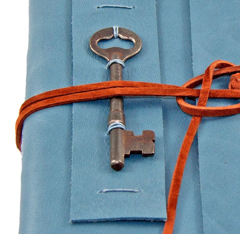 BoundByHandUS's tweet photo. Light BLue Leather Journal - Tea Stained Paper - Travel Journal - Le… https://t.co/haNH7nR3OI #MyNewTag #WrapJournal https://t.co/oSo4g65C8a