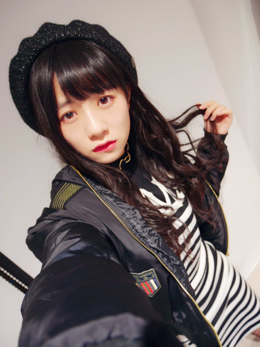 伊藤萌々香 Sur Twitter 原宿駅前ステージ 見て下さった方ありがとうございましたヽ ノ