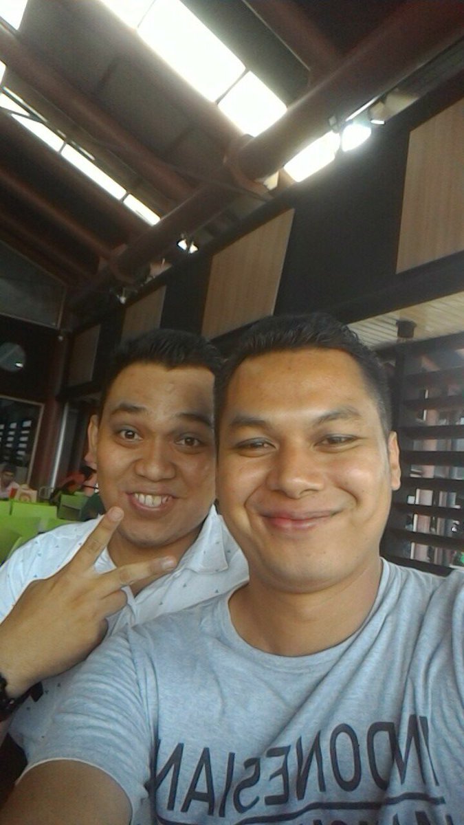 Have a great trip to Old Trafford Waketum <a href="/MARTHN_/">Marthin 💭</a> &amp; sesepuh @Indomanutd_Smg  <a href="/AuliyaRamadhani/">Auliya Ramadhani</a> #YOUC1000ISOTONIC #INDOMANUTD #WEAREUNITEDID