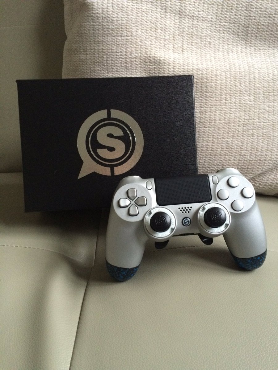 Praagy08's tweet photo. And he's arrived. Thank you @ScufGaming it's a beauty!!!! #scufteam https://t.co/AIDaVbxdFR
