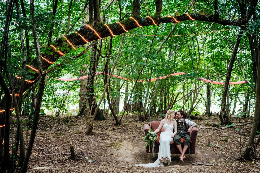 Alternative wedding venues in Kent annapumerphotography.com/feature-altern… #weddinghour