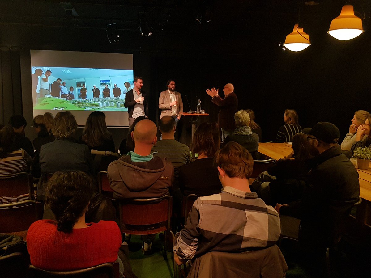 Last night we delved into the complexity of #urbantransformation in #Istanbul #Turkey w/ Agoraphobia <a href="/chrluth/">Chris Luth</a> @janrath1 @AhmetPolatPhoto