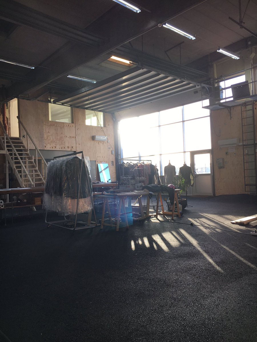 sandrazatt's tweet photo. #vhk on tour: Färden går vidare till Ringön där vi gästar @K0K0KAKA och får lära oss om mer om #Saltet på Ringön #gbgftw https://t.co/tViA0GnCif