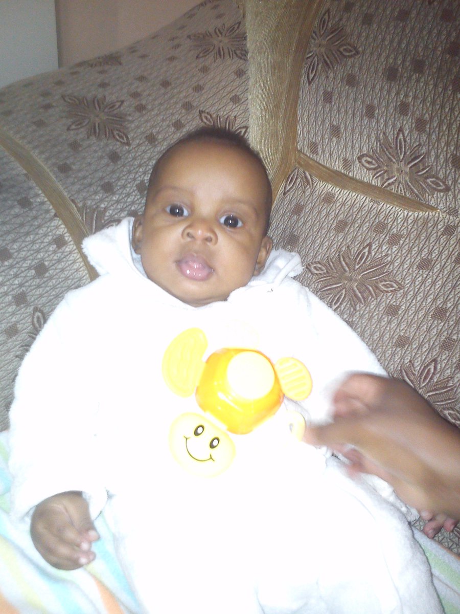 tapiwabm's tweet photo. 5 months today and still growing https://t.co/sSDvtxru6h