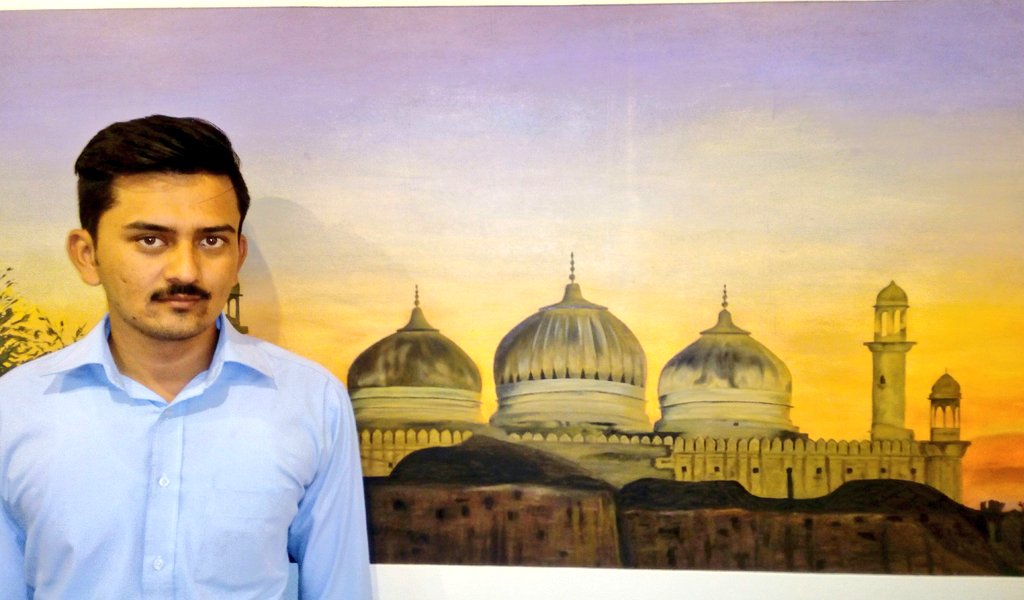 Waqarr_Goraya's tweet photo. Visited Fine Art Department For #DegreeShow2016... Fantastic Work DONE by Students Of Fine Art Deprtt..Job Well Done..Pure Artistic Work https://t.co/P1IkqrjJe9