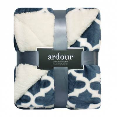 CountsHallmark's tweet image. Need a great gift? Save $20 on this Velvet Throw, now only $19.99! Click for details! srtl.co/feZ