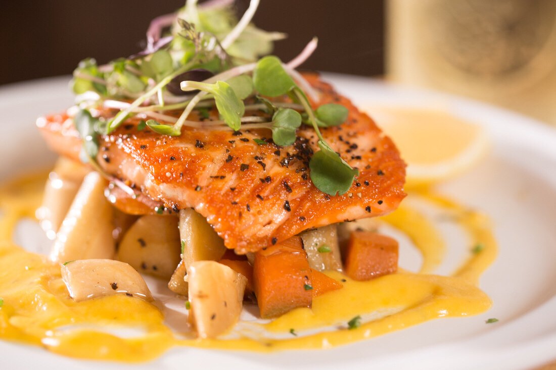 salmon a la plancha with rustic root vegetables and a heavenly butternut squash beurre blanc sauce!