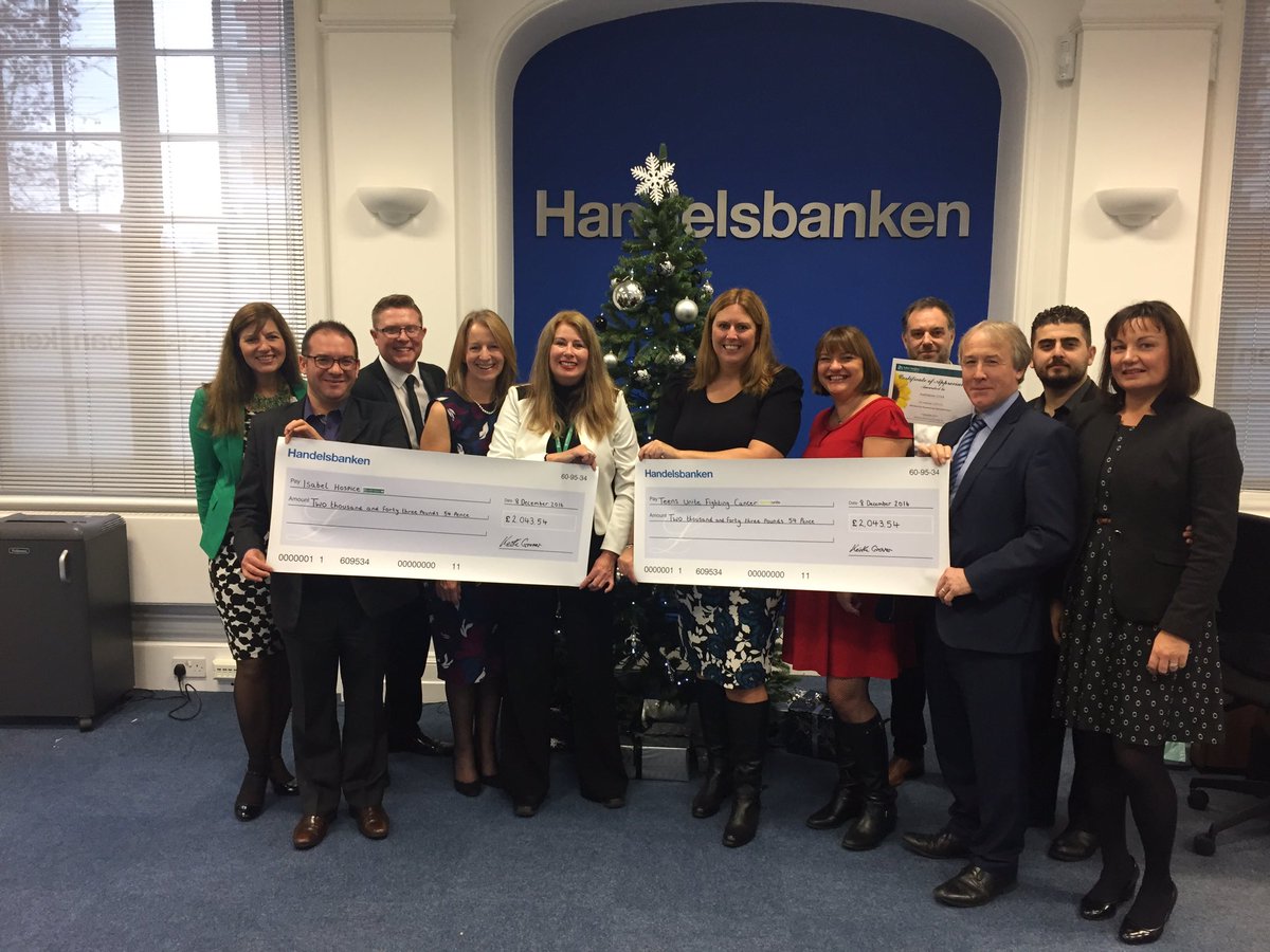AmbitionBrox20's tweet photo. Wow! Cheques presented to @IsabelHospice & @teensunite by #Ambition2016 today £4.2k in total! Massive thanks https://t.co/n0GN0TK6xP