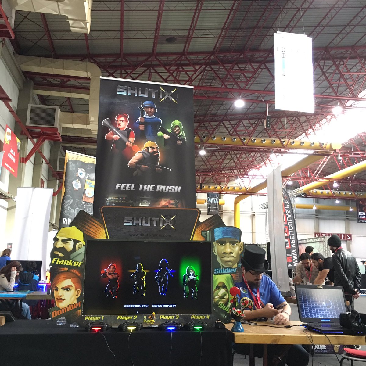 O_Delfim's tweet photo. Feel the Rush #comiccon2016 #shutix #indotstudio #gamedev #madewithunity @indotstudio https://t.co/uzFsa8ISuc