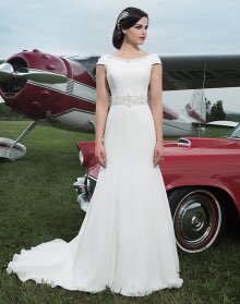 BridaLoop's tweet image. This elegant Justin Alexander #wedding gown can be yours for HALF the RRP. bridaloop.com/dress.php?dres… #bridetobe #weddingdress #Christmas