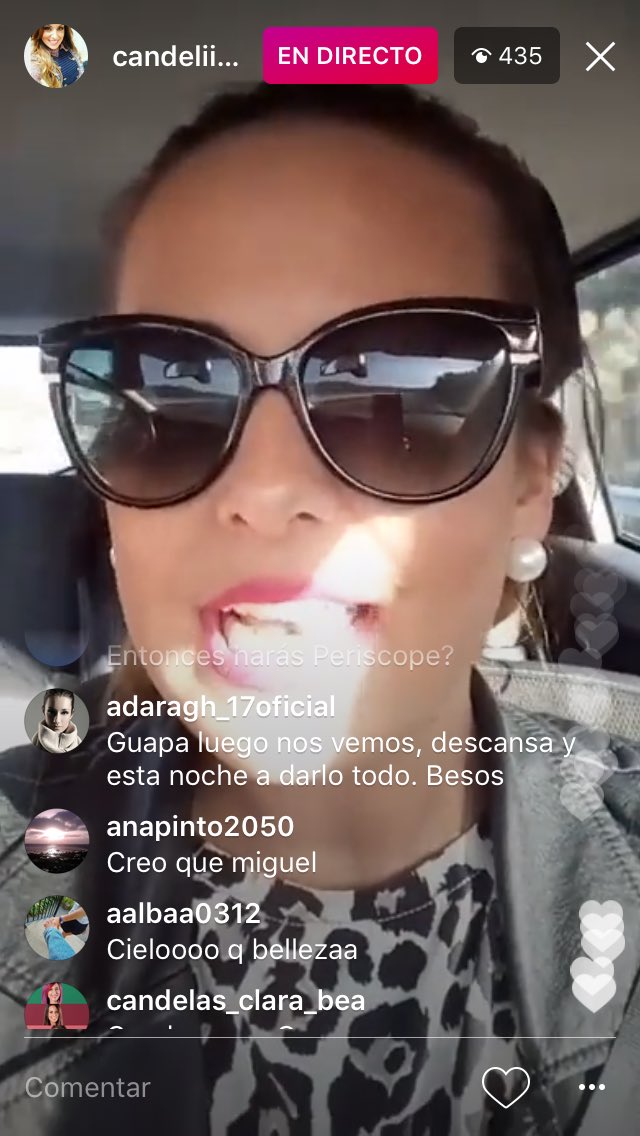 NeensOT_'s tweet photo. Uno de los comentarios de Adara en el directo de Cande.
Qué bonitas son! #Candara 🍭✈️❤️ https://t.co/TLkcO45YWj