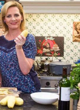 #MaaikeCafmeyer is liever prinses dan paus in de keuken! #dsmtw Ontdek snel deze #radiospot uit de oude doos: bit.ly/2haakn9