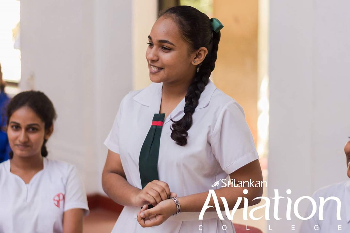 aviation_sl's tweet photo. "The Next Generation Leaders" leadership &amp; professional personality development session organised by St.Paul's Girls College Milagiriya https://t.co/YxxUoPEMPe