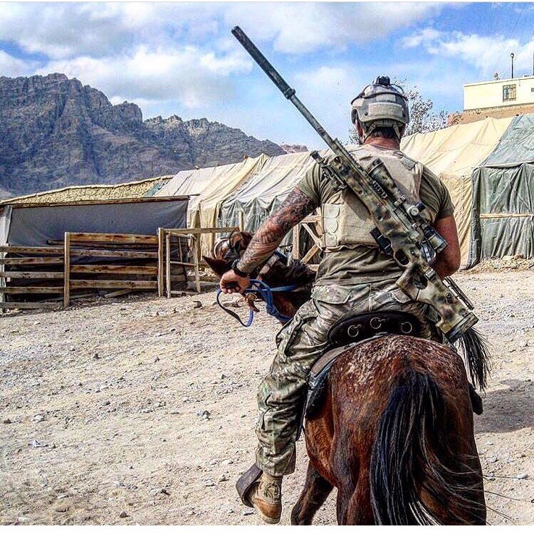 NavySEALfrogmen's tweet photo. Some SEAL Team life badassness!
Retweet https://t.co/ebrKOvdIJ5
