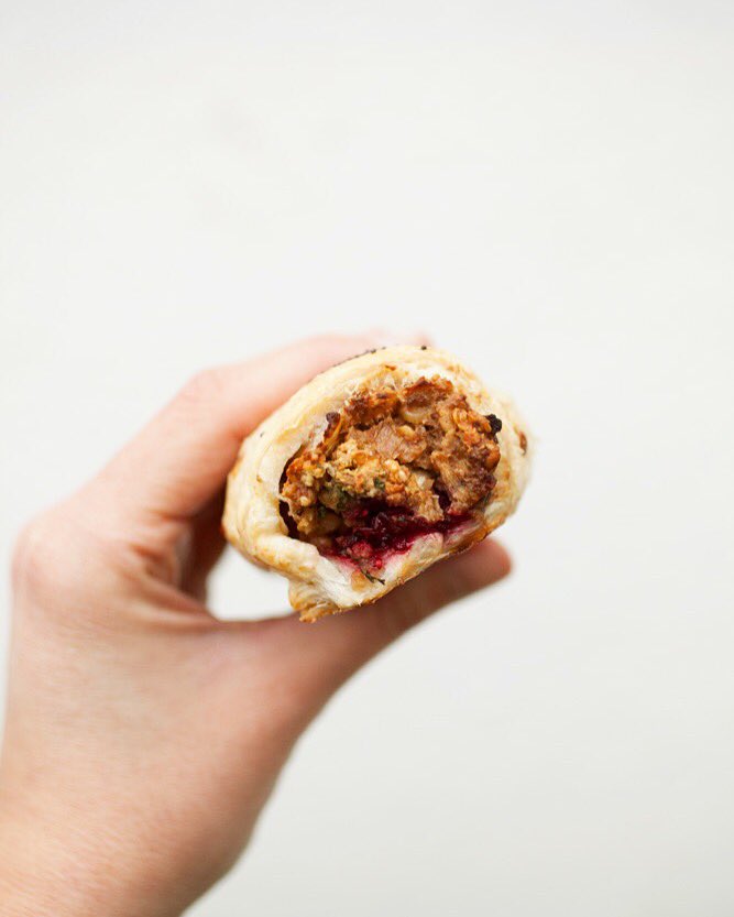 Our Christmas Sausage Rolls! 🎄Freshly baked this morning  for @plantroomcoffee #veganbrighton